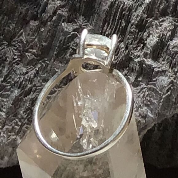 Ring, Sterling Silver and Blue Topaz Ring, size 8, NEW - Picture 5 of 8